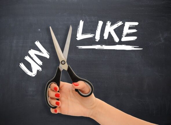 words that start with the prefix un-